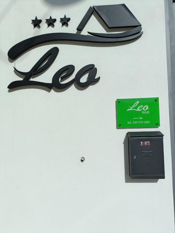 B&B Leo Noto Luaran gambar